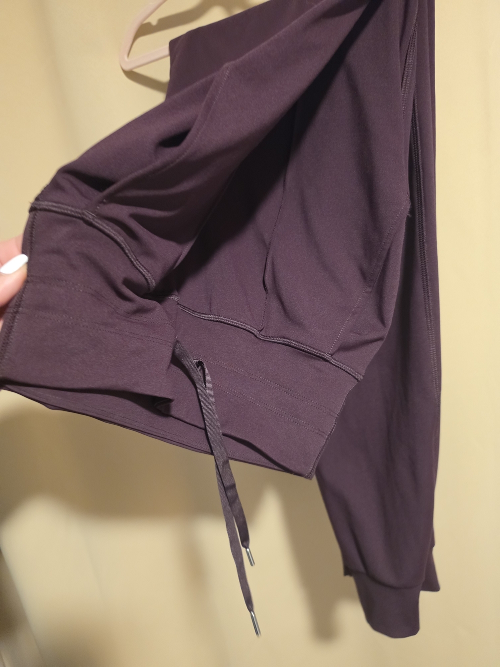 Old Navy Men's Joggers in Plum